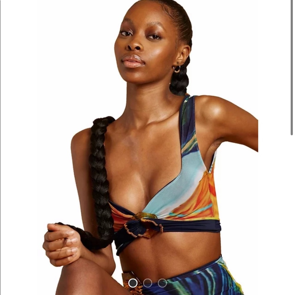 The Label Muse Mosi Top